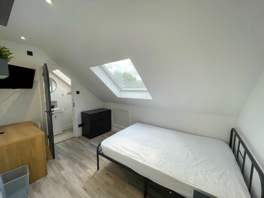 Main image of property: Downend Road, Bristol, BS16