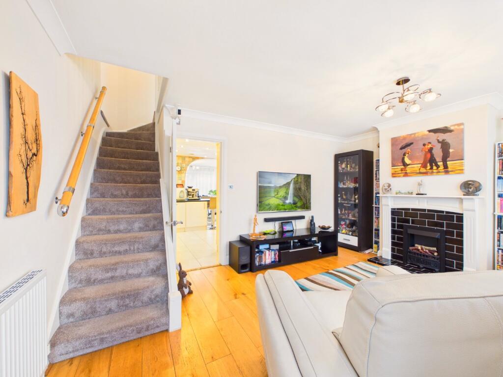 House in Sidcup, Blackfen - View 2