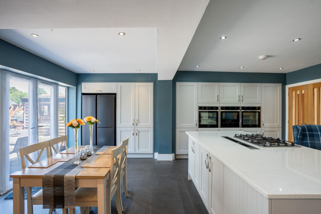 House in Wychavon, Hartlebury - View 5