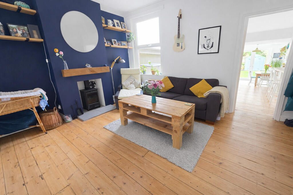 Apartment in Adur, Southwick - View 4