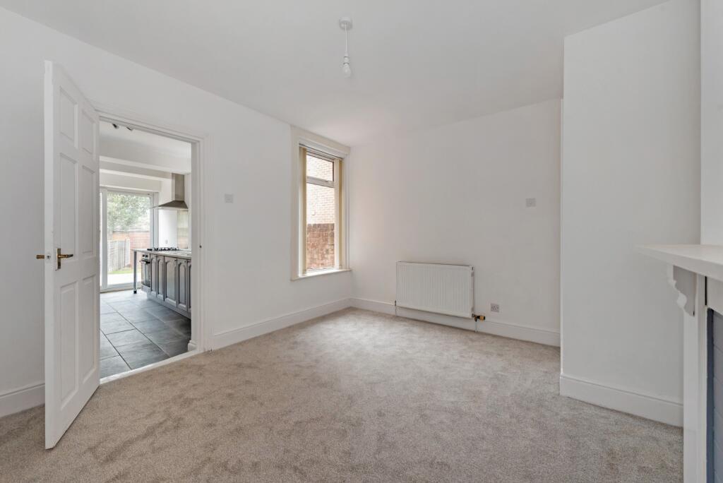 House in Portsmouth - View 3
