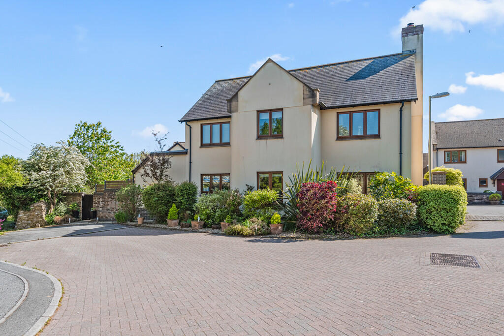 Main image of property: Newton Ferrers, Devon, PL8