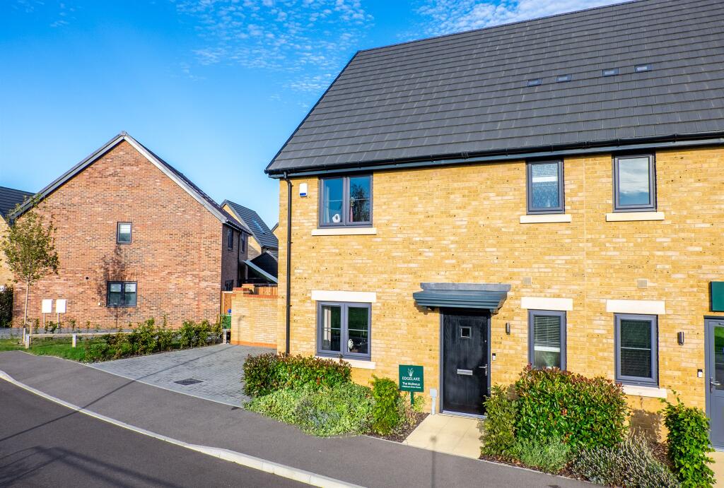 Main image of property: Edgelake, Sittingbourne