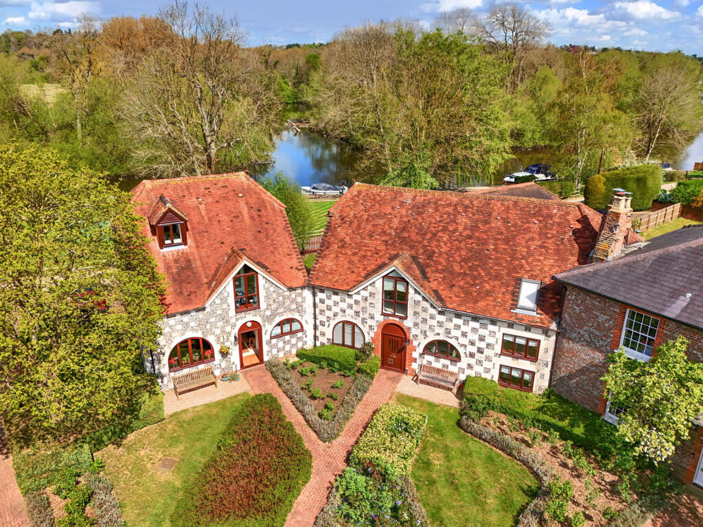 Main image of property: Frogmill Court, Black Boy Lane, Hurley, SL6