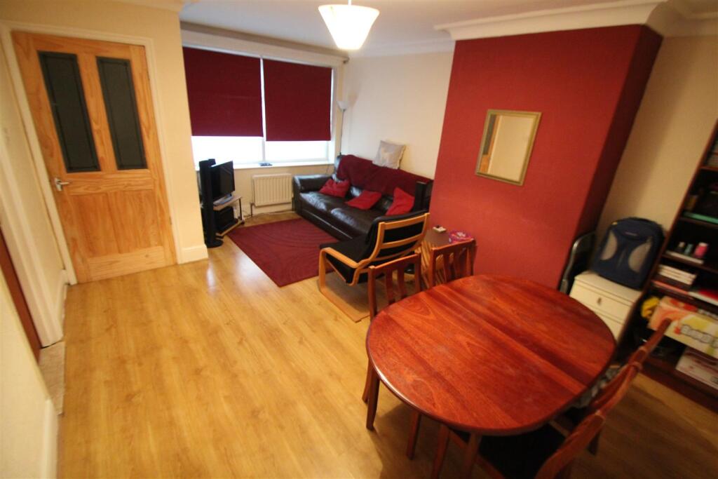 Main image of property: Hessle Walk, Hyde Park, Leeds, West Yorkshire, LS6