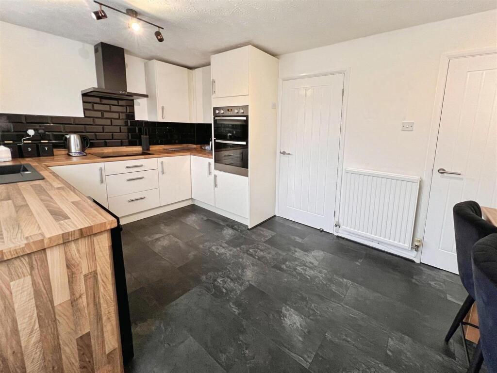 Cannam Close, Whetstone, Leicester photo 2