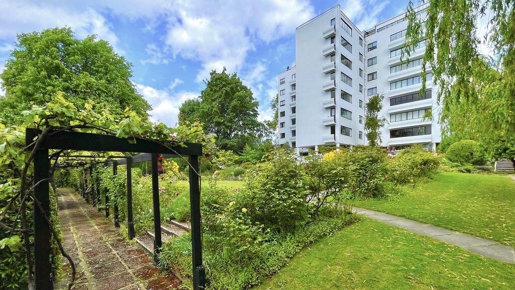 Highpoint,North Hill, Highgate Village,London,N6 - View 4