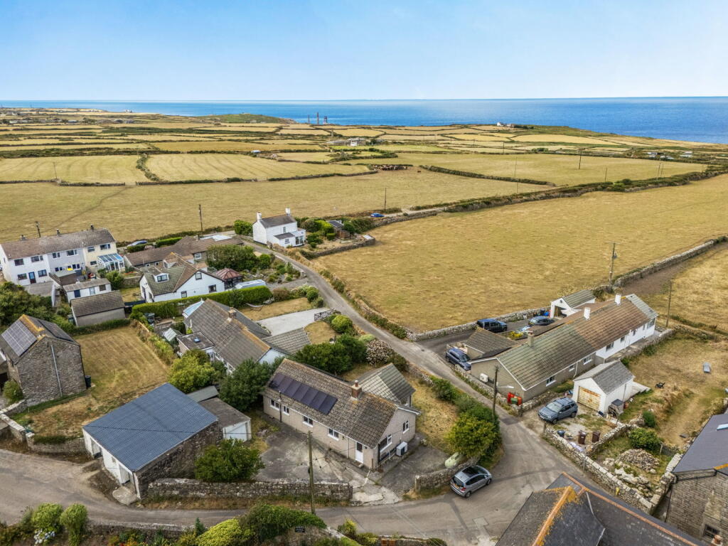 House in St Just, Cornwall - View 2