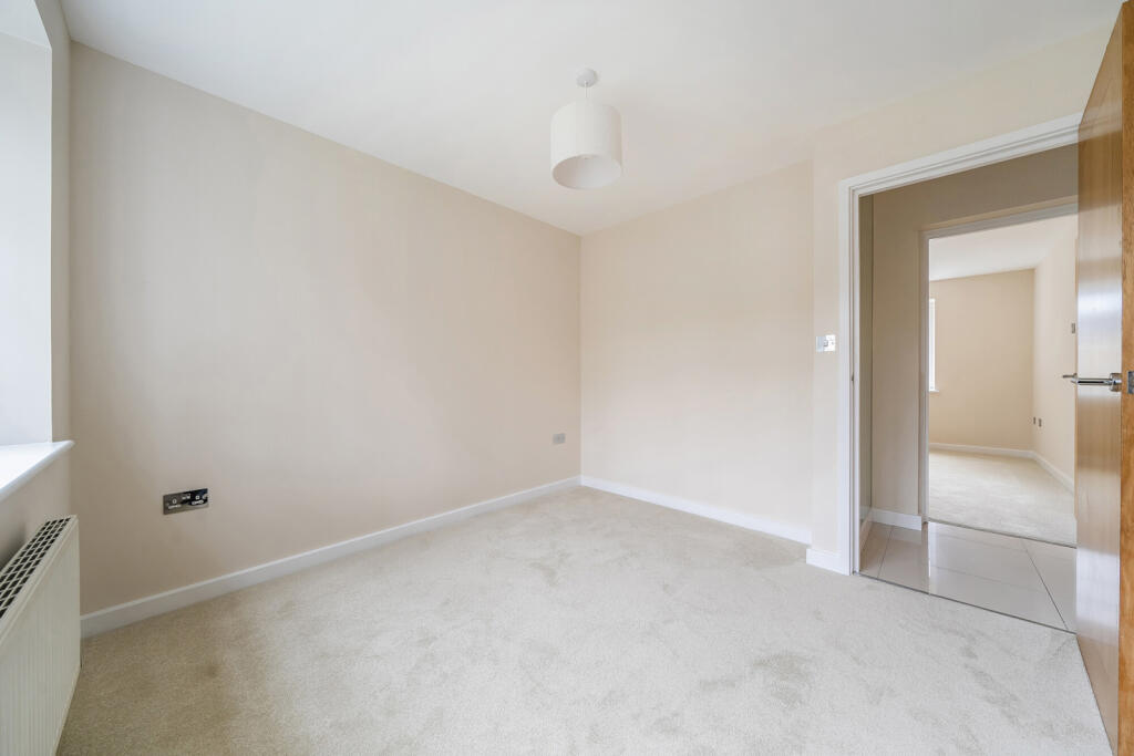 Tweedy Road, Bromley - More
