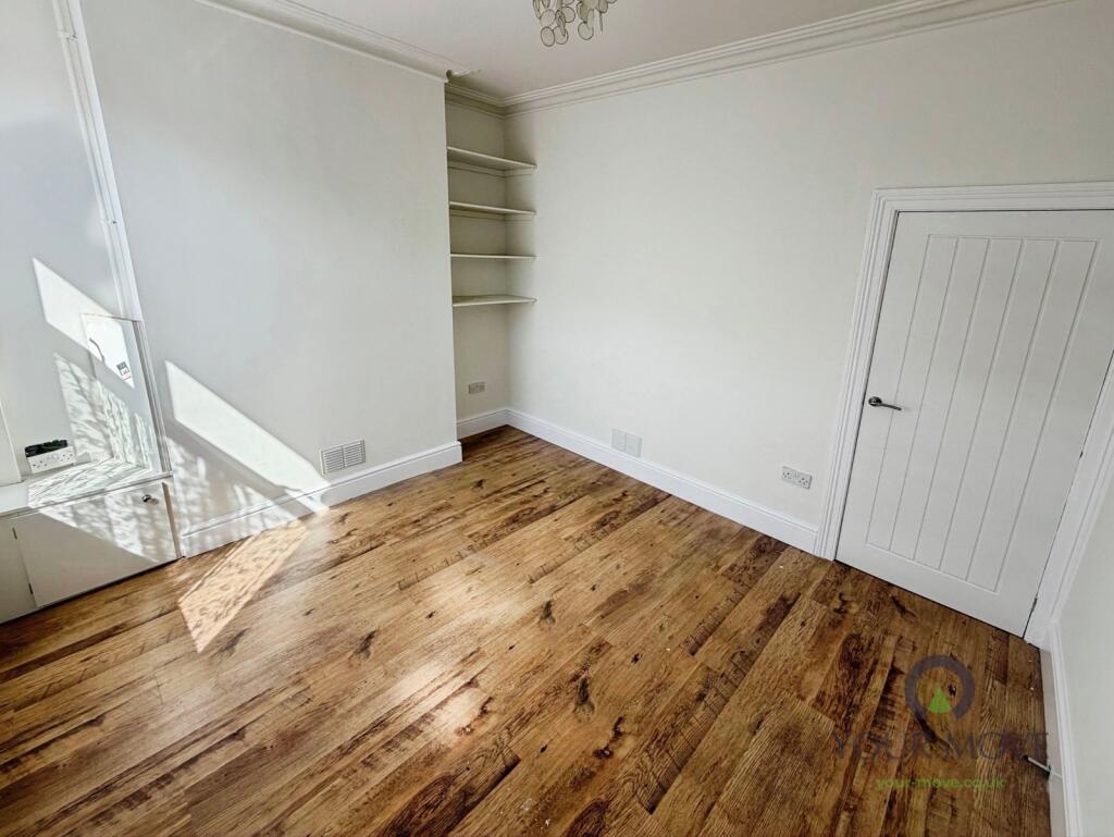 House in Stoke-on-Trent - View 2