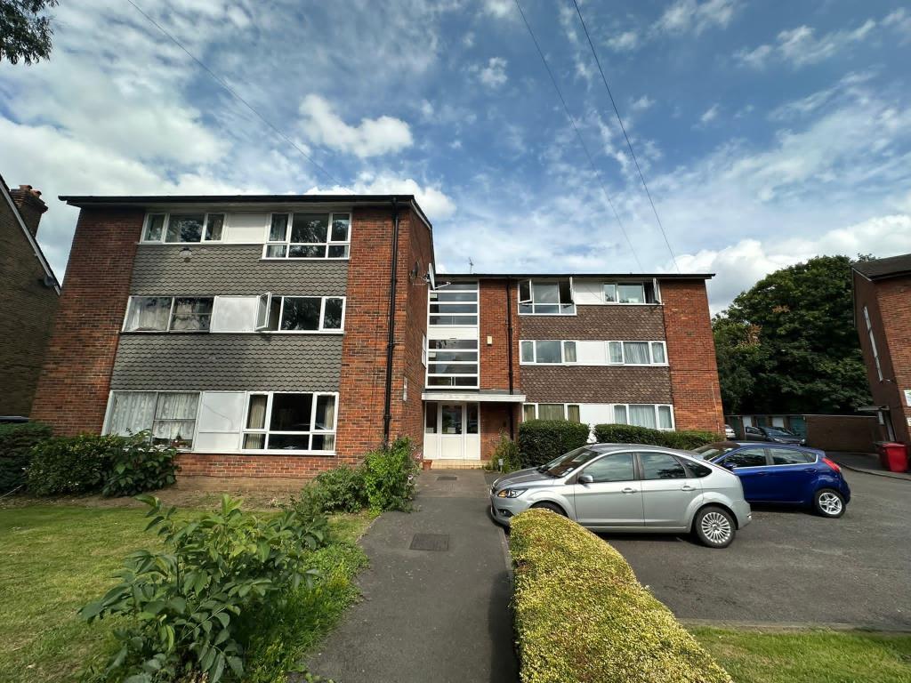 Main image of property: Slough, Berkshire, SL1