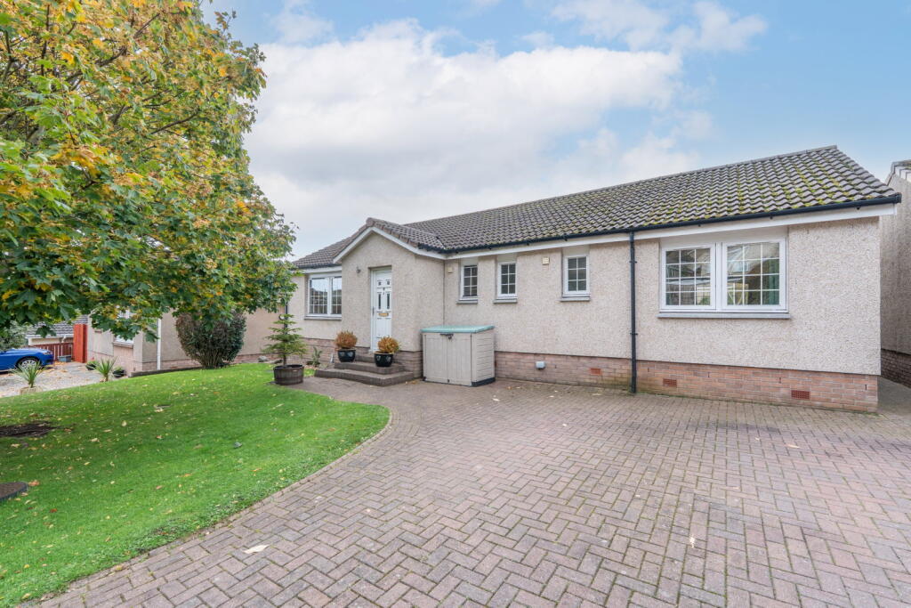 Main image of property: Landale Gardens, Burntisland, KY3 9HN