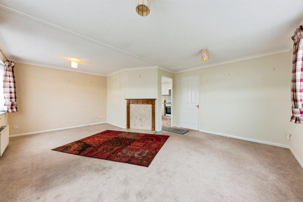 House in Nottingham - View 4