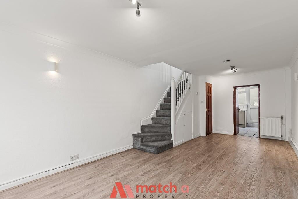 2 bedroom end of terrace house for rent