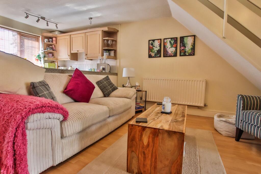 House in Worcester - More