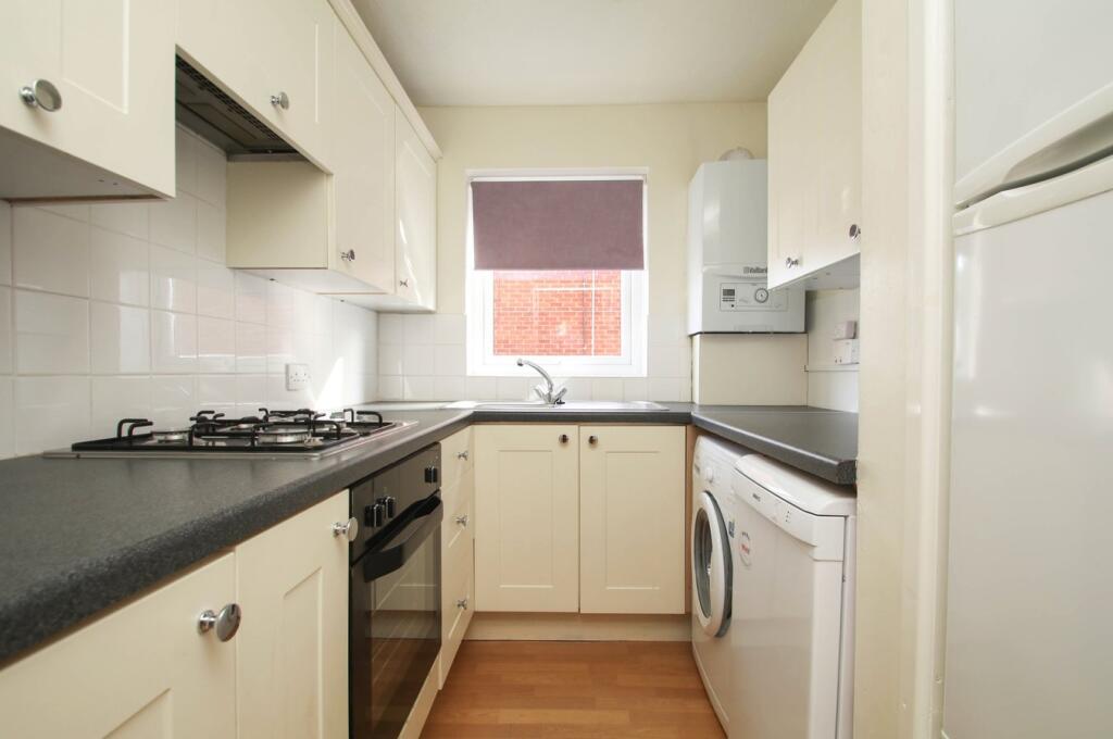 Laxfield Drive, Flixton, Manchester, M41 photo 3