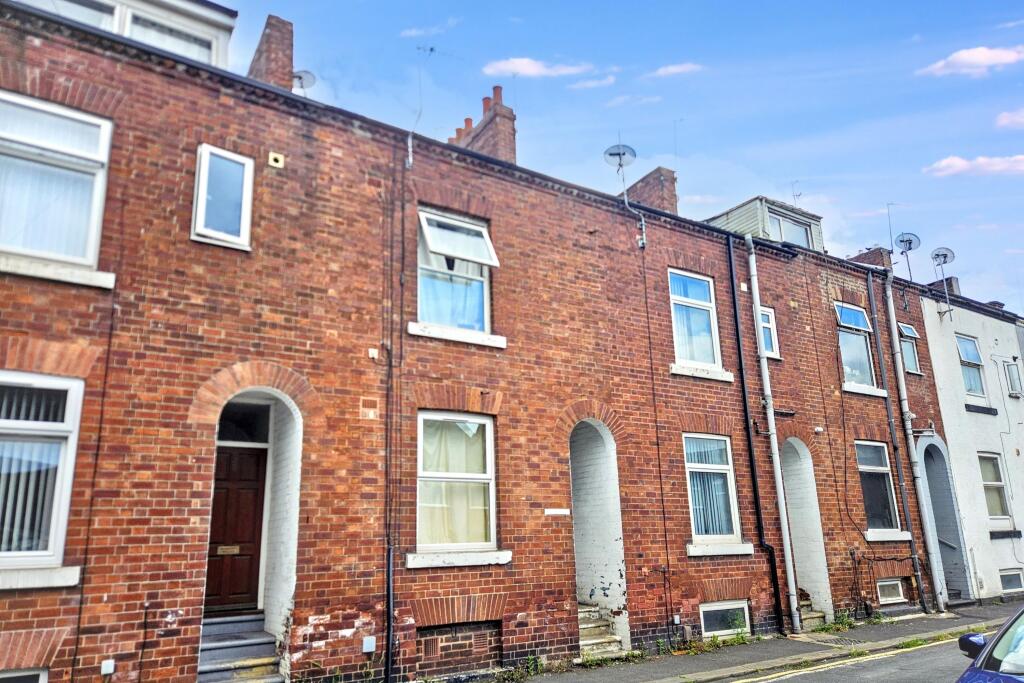 Main image of property: 18 Pinderfields Road, Wakefield, WF1 3NQ (DO not publish)