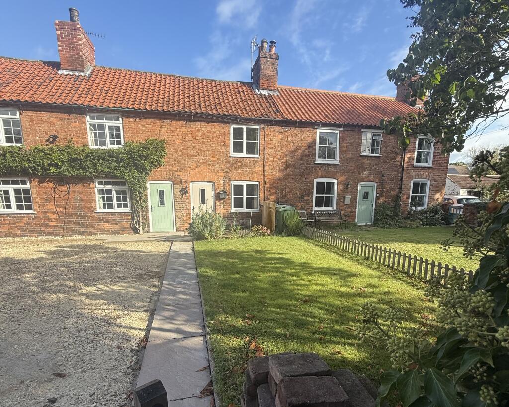 Main image of property: London Row, Newark, NG23