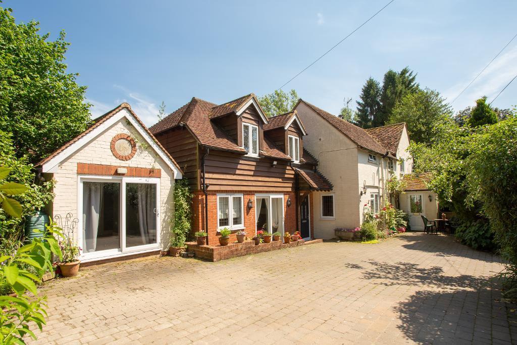 Main image of property: Hammer Lane, Vines Cross, Heathfield, East Sussex, TN21 9HF