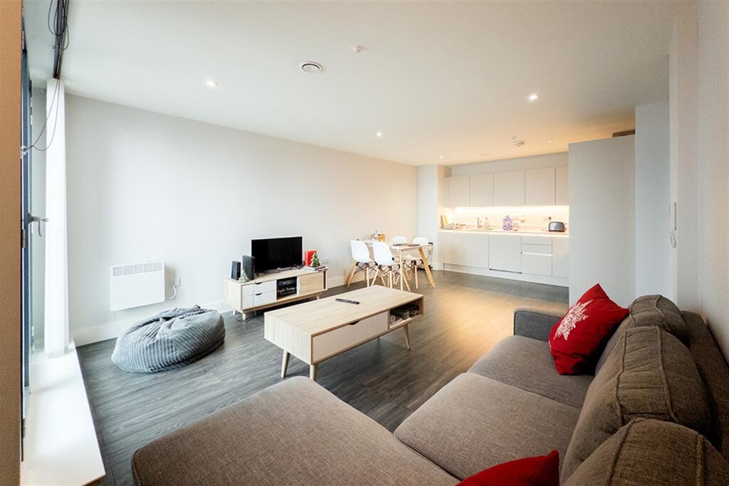 Apartment in Manchester - View 3