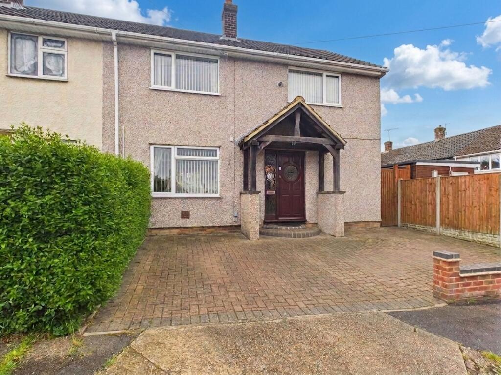 Main image of property: Upton Close, Stanford-Le-Hope, SS17