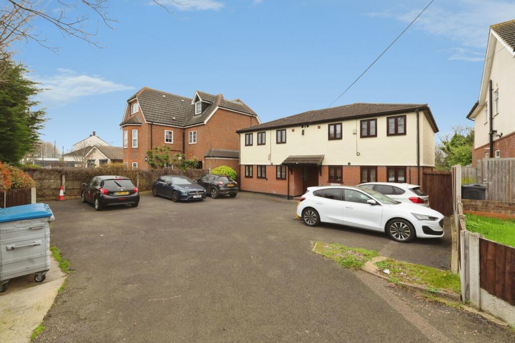 Main image of property: Rainham Road, Rainham, RM13