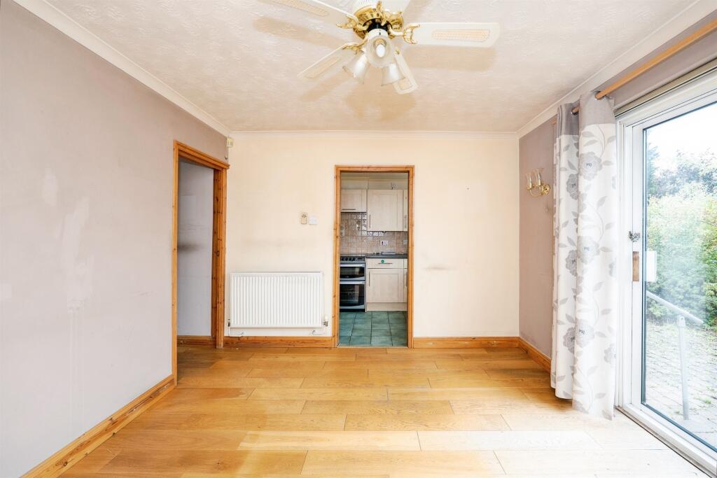 House in Bristol, Knowle Park, Knowle - View 5