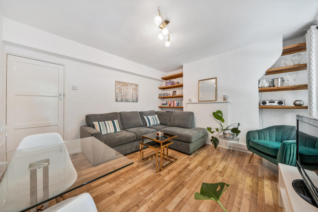 Apartment in London - View 2