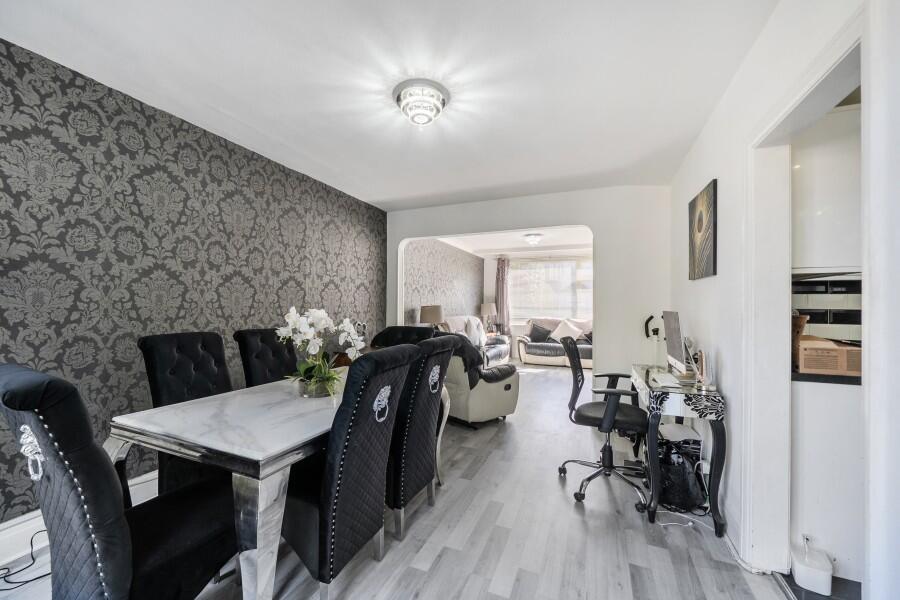 House in Harrow - More