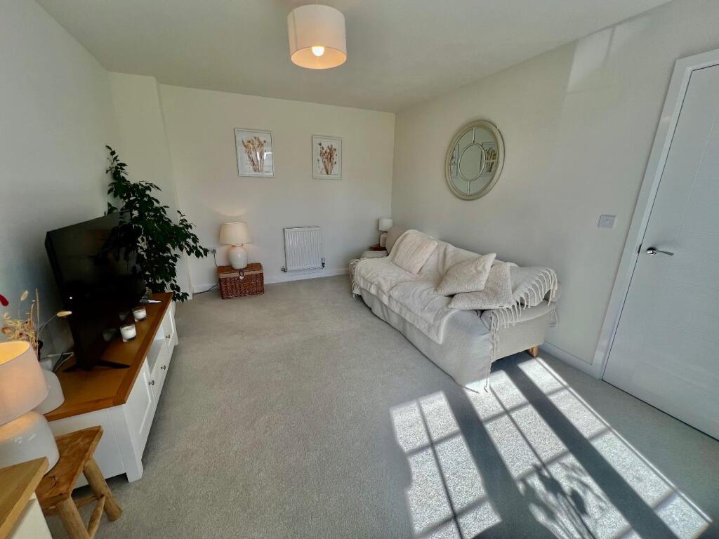 House in Northampton - More