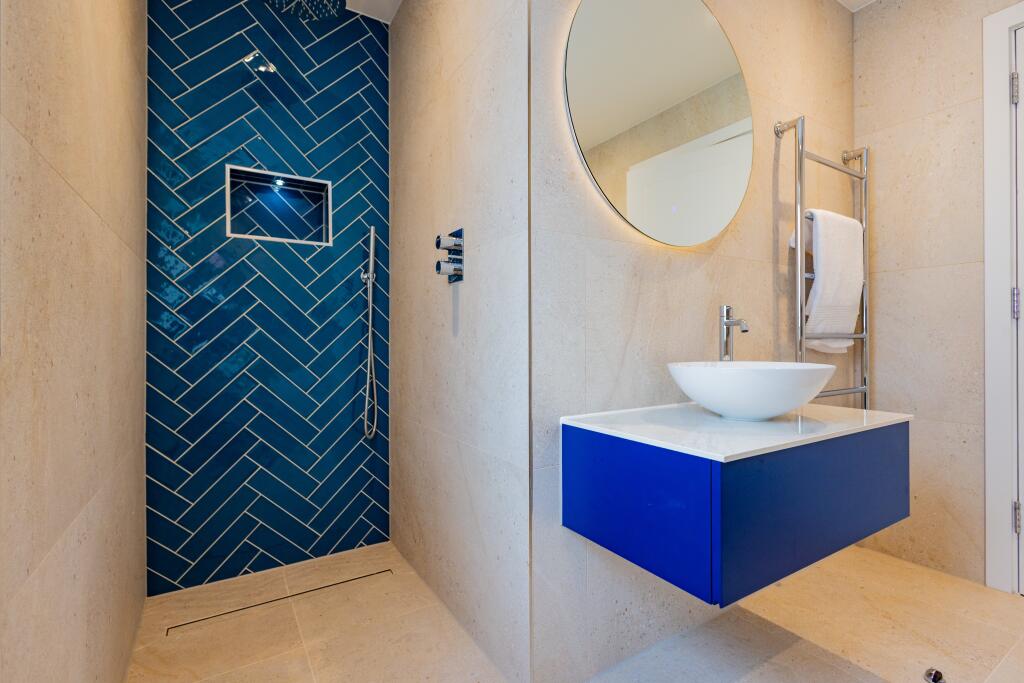 Additional image 16 of 302 Sandbanks Road, Lilliput, Poole