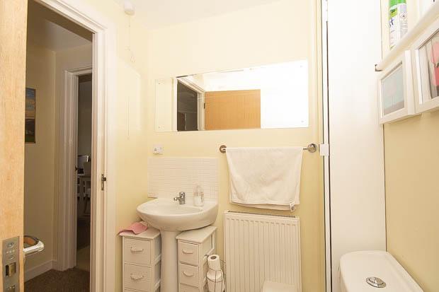Apartment in Cheltenham, Marle Hill, St Paul’s - More