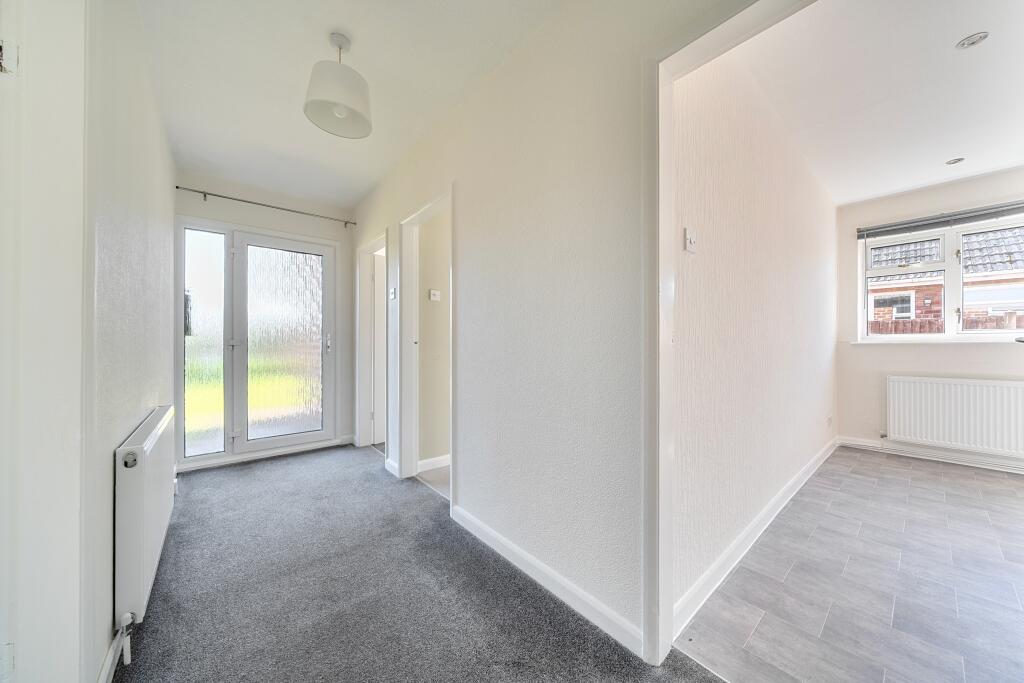 House in Lincoln - View 4