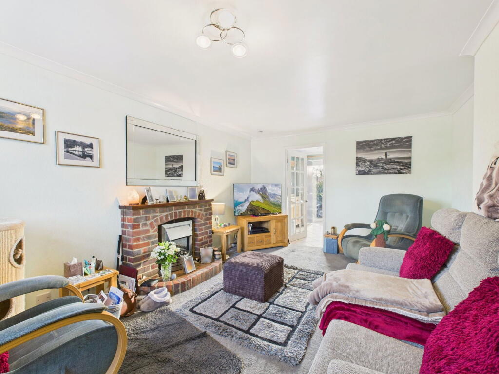 House in Redhill - View 4