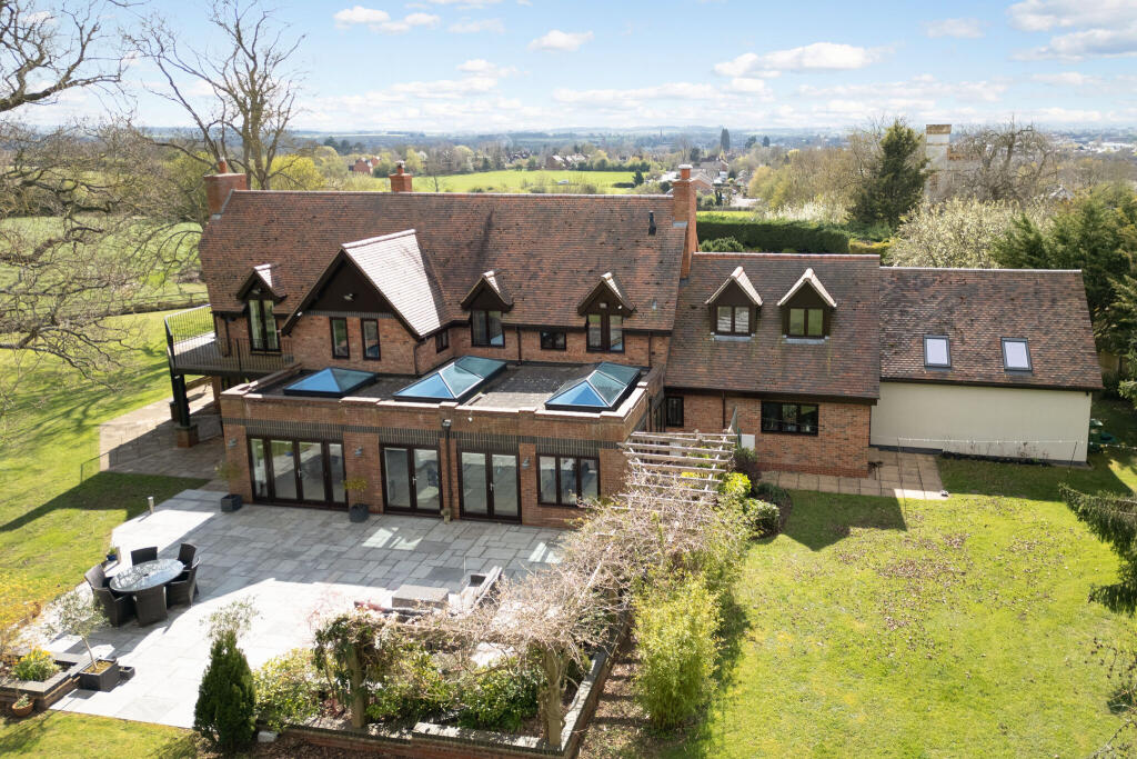 Main image of property: Welcombe Hills, Stratford-Upon-Avon, CV37
