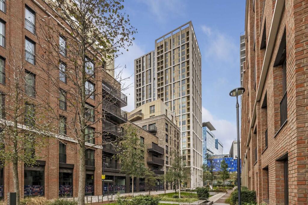 Main image of property: Cendal Crescent, Whitechapel