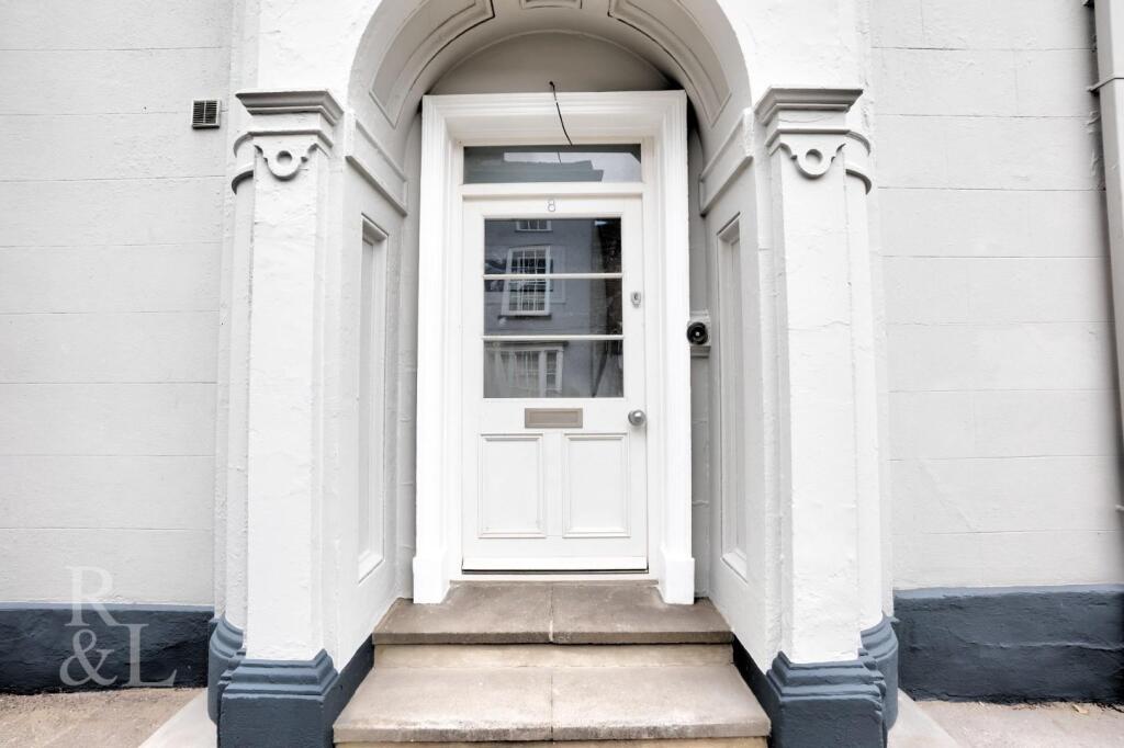 2-bed flat on 8 Kilwardby Street, Ashby De La Zouch, £395,000