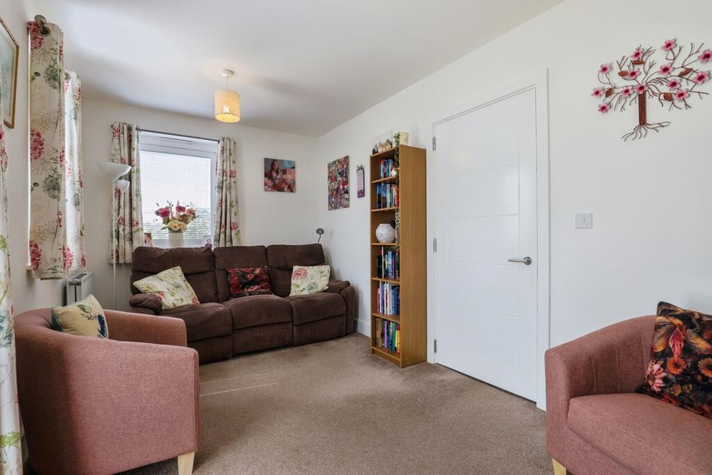 House in Rochester - View 5