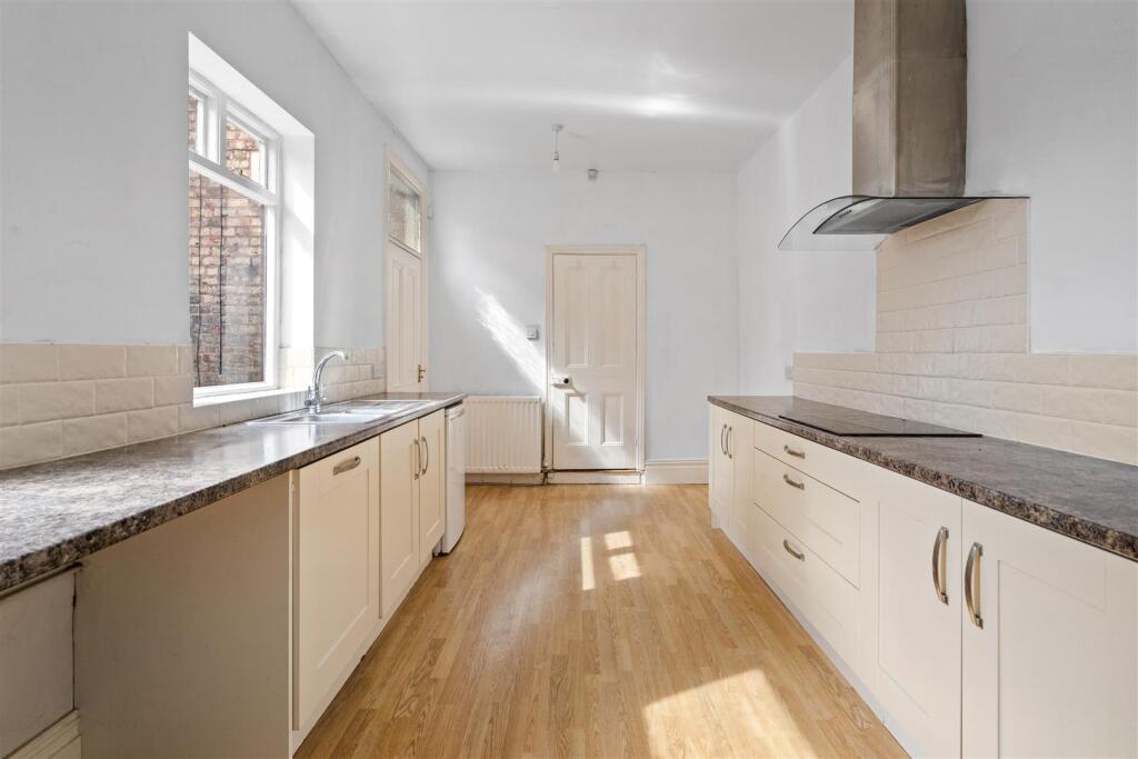 House in Stockton-on-Tees - View 3