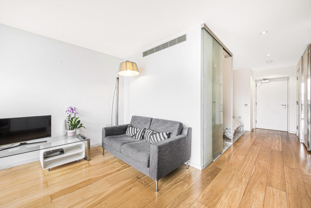 Main image of property: Fairmont Avenue, London, E14