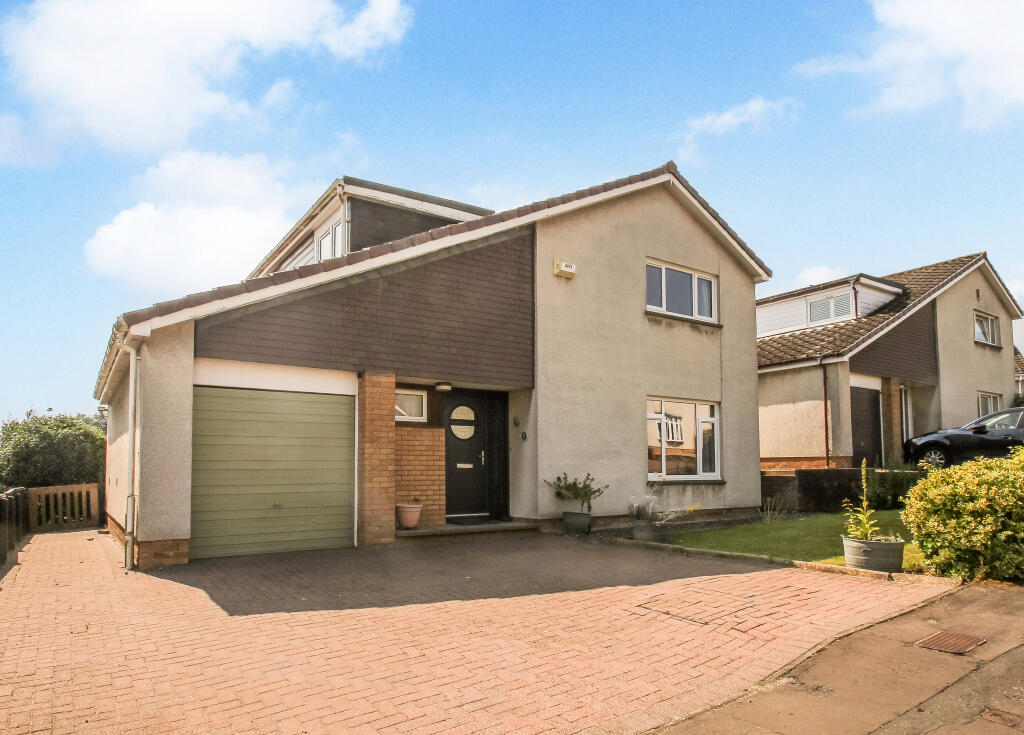 Main image of property: 3 Ardeer Place, Dunfermline, KY11 4YX
