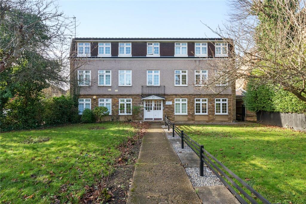 Main image of property: Newminster Court, The Ridgeway, Enfield, EN2