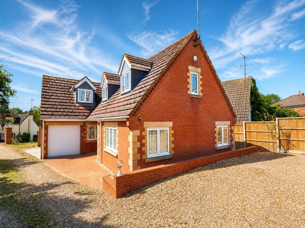 Main image of property: Meadow Close, Higham Ferrers, NN10 8HA
