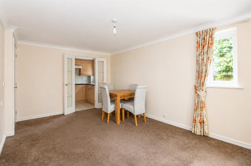 Green Haven Court, London Road, Cowplain, PO8 8EW - View 3