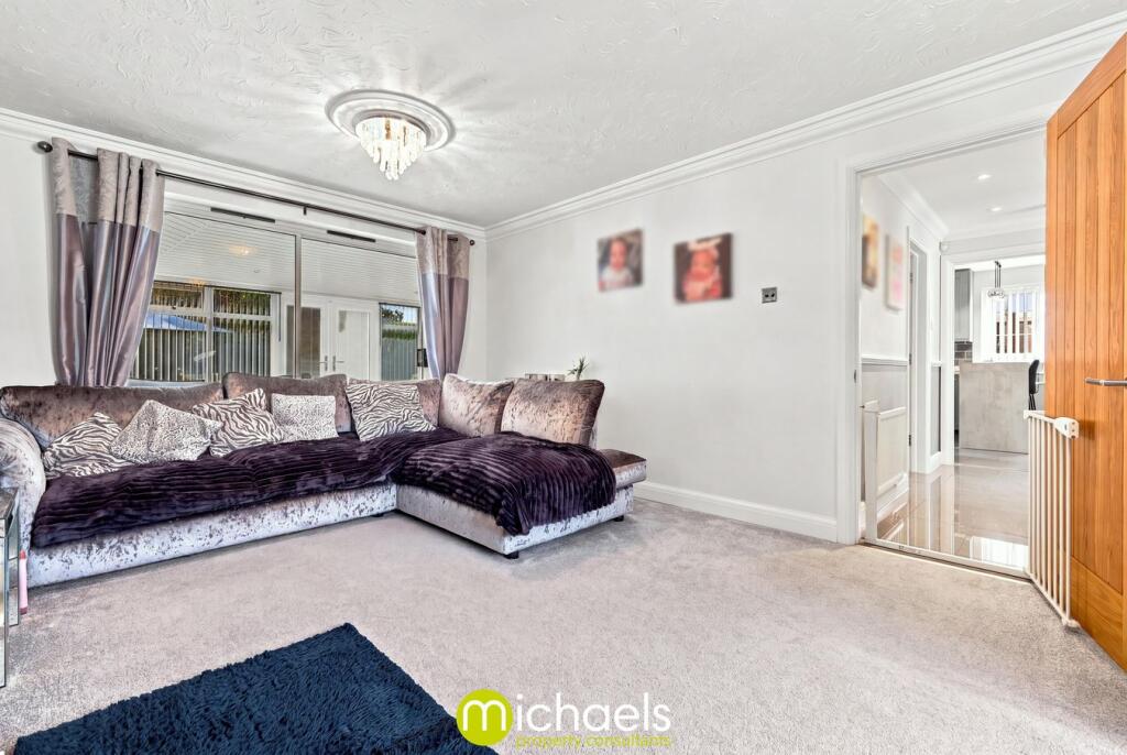 House in Colchester, Myland, Highwoods - More
