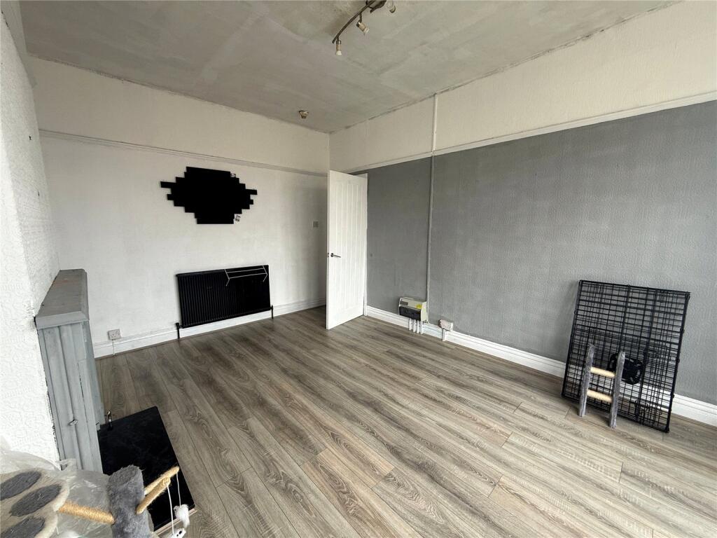 Apartment in Blackpool, South Shore - View 3