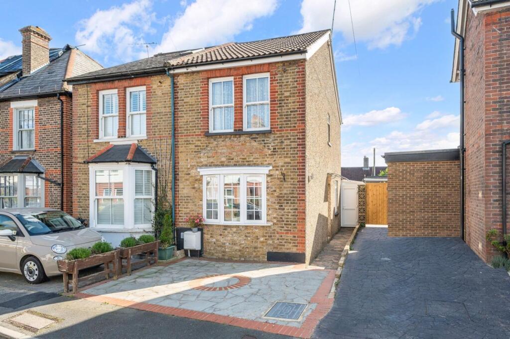 House in Reigate and Banstead, Banstead
