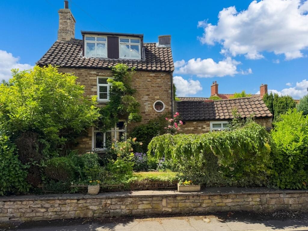 Main image of property: Low Road, Manthorpe, NG31