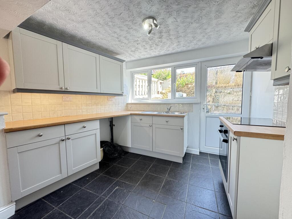 House in Truro - View 4