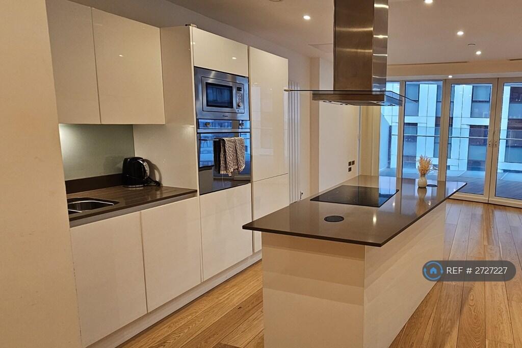 Main image of property: Arena Tower, London, E14